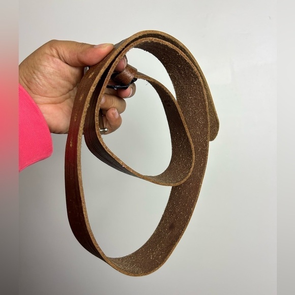 American Living Genuine Brown leather Buckle Belt Size L WOMENS unisex - Picture 5 of 12